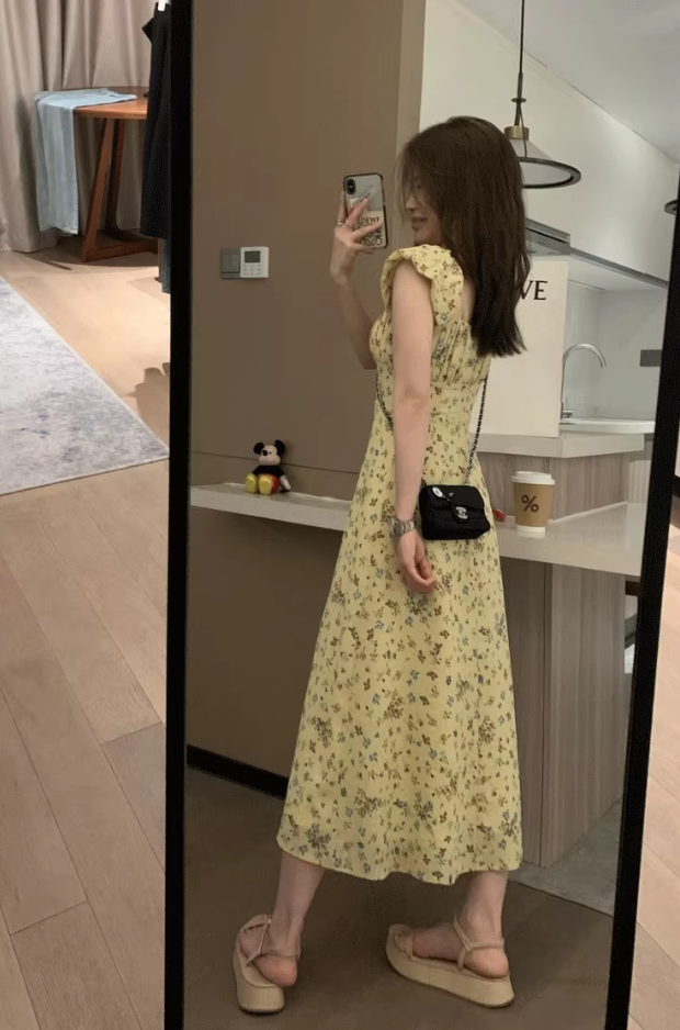 Dress long French style slim fit square collar flying sleeves A-line short skirt summer R2932