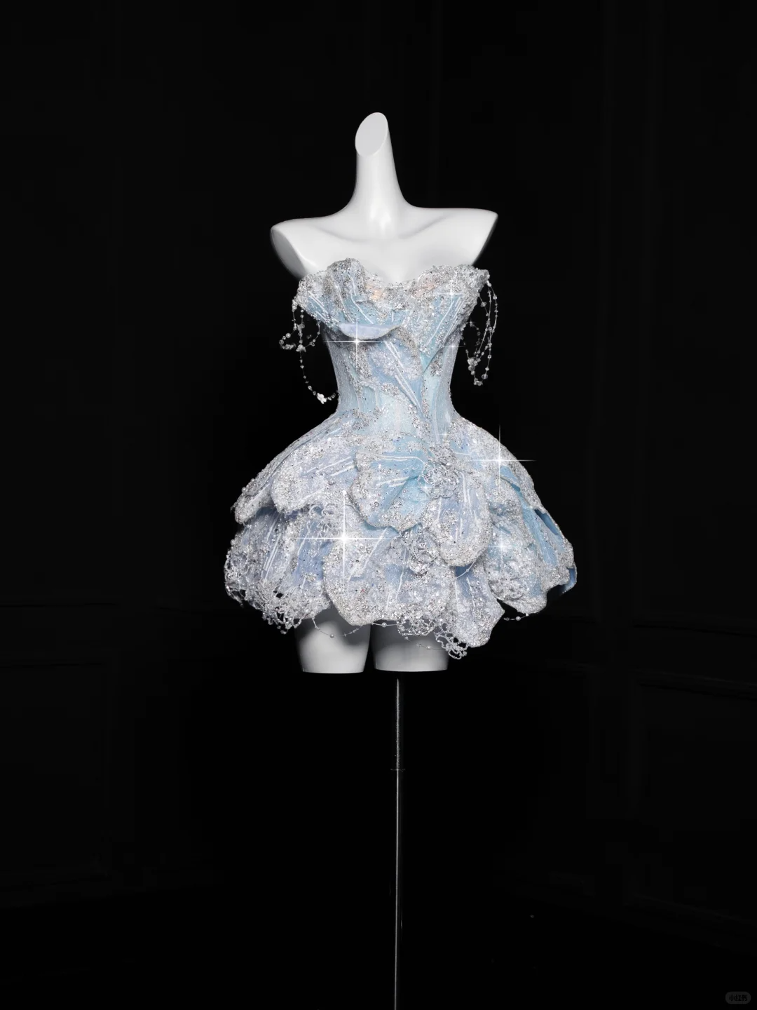 Light blue diamond sequined tube top with slim waist and short skirt for homecoming dress R4124