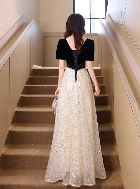 Elegant Black and White Beaded Prom Dress ,A-Line Square-neck Bodycon Maxi Evening Dress RS1114