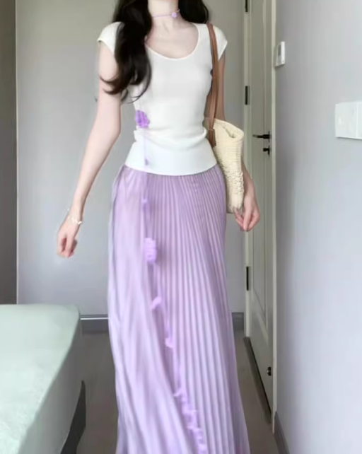 Gentle temperament white short-sleeved T-shirt skirt generous and decent beautiful outfit suit R0878