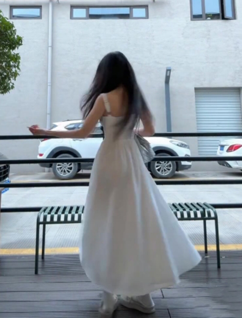 Gentle white moonlight suspender dress unique waist A-line skirt R0514