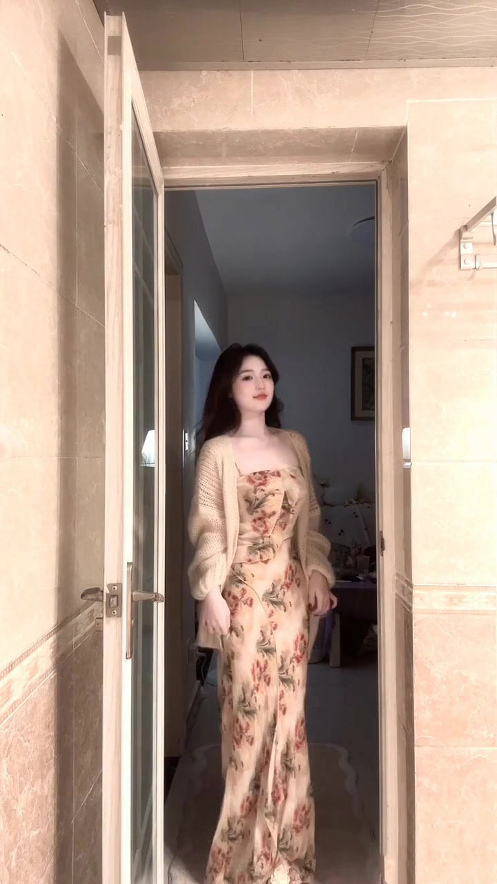 Retro floral suspender dress beautiful waist slim beach dress R0668