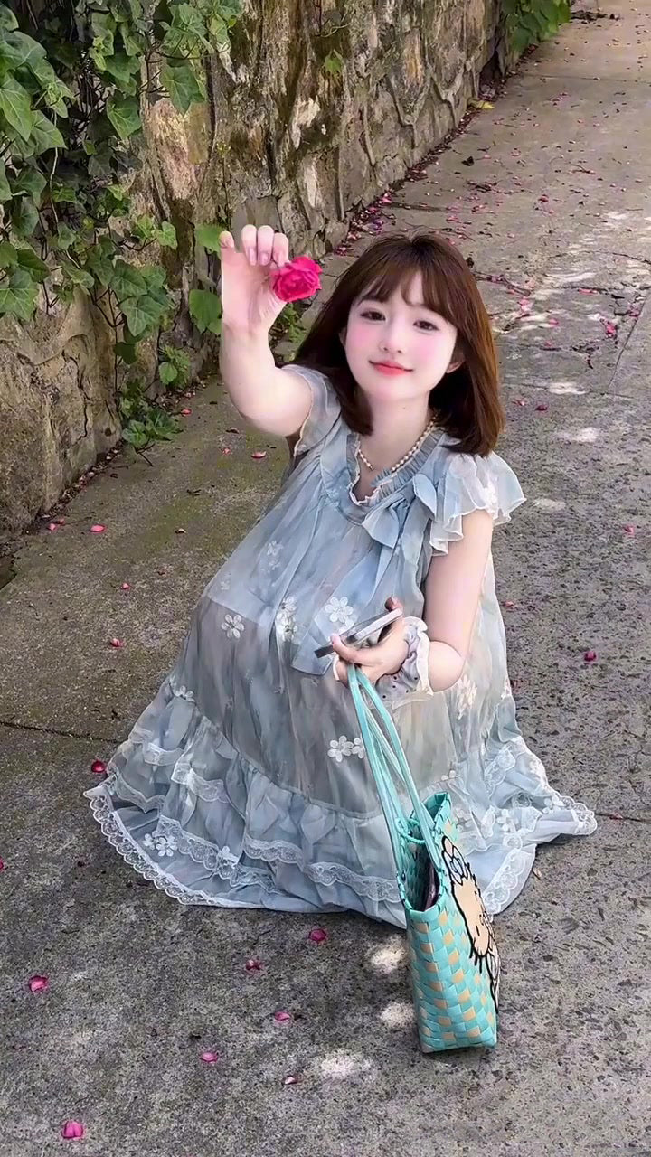 Gentle and sweet style blue floral dress beautiful loose A-line short skirt for petite R0651