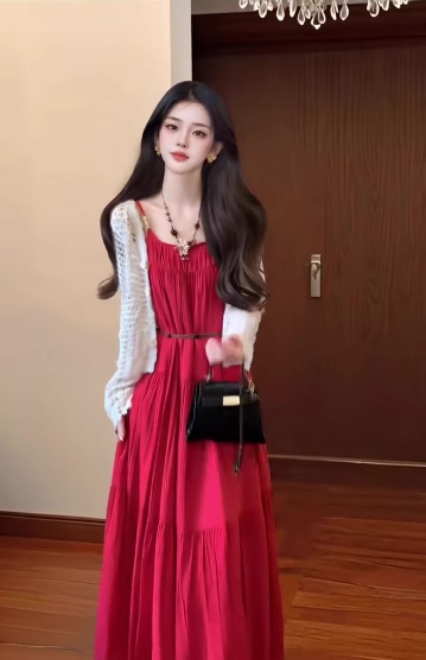 Retro red suspender dress holiday style temperament waist A-line long skirt R0682