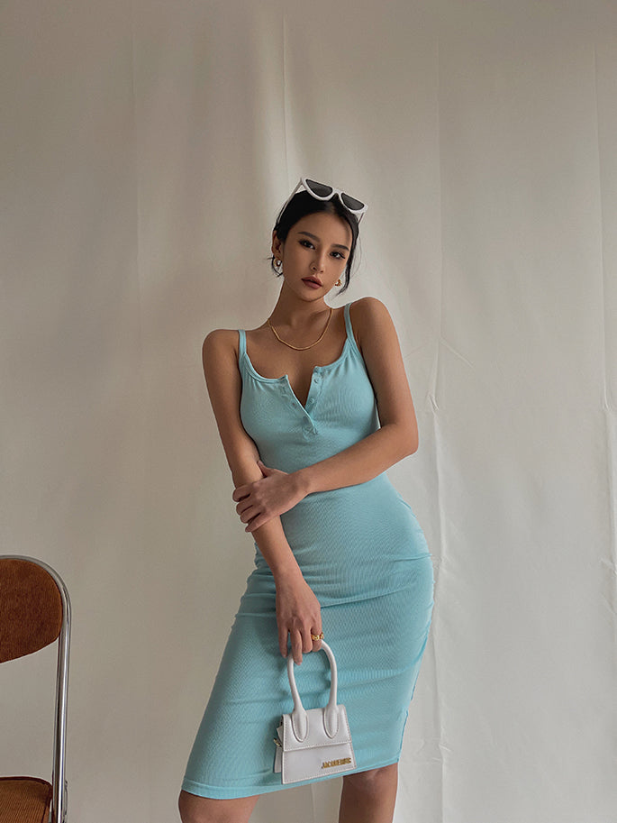 Sexy low-cut pleated suspender skirt with waist and figure-hugging dress with hip skirt for summer R3094