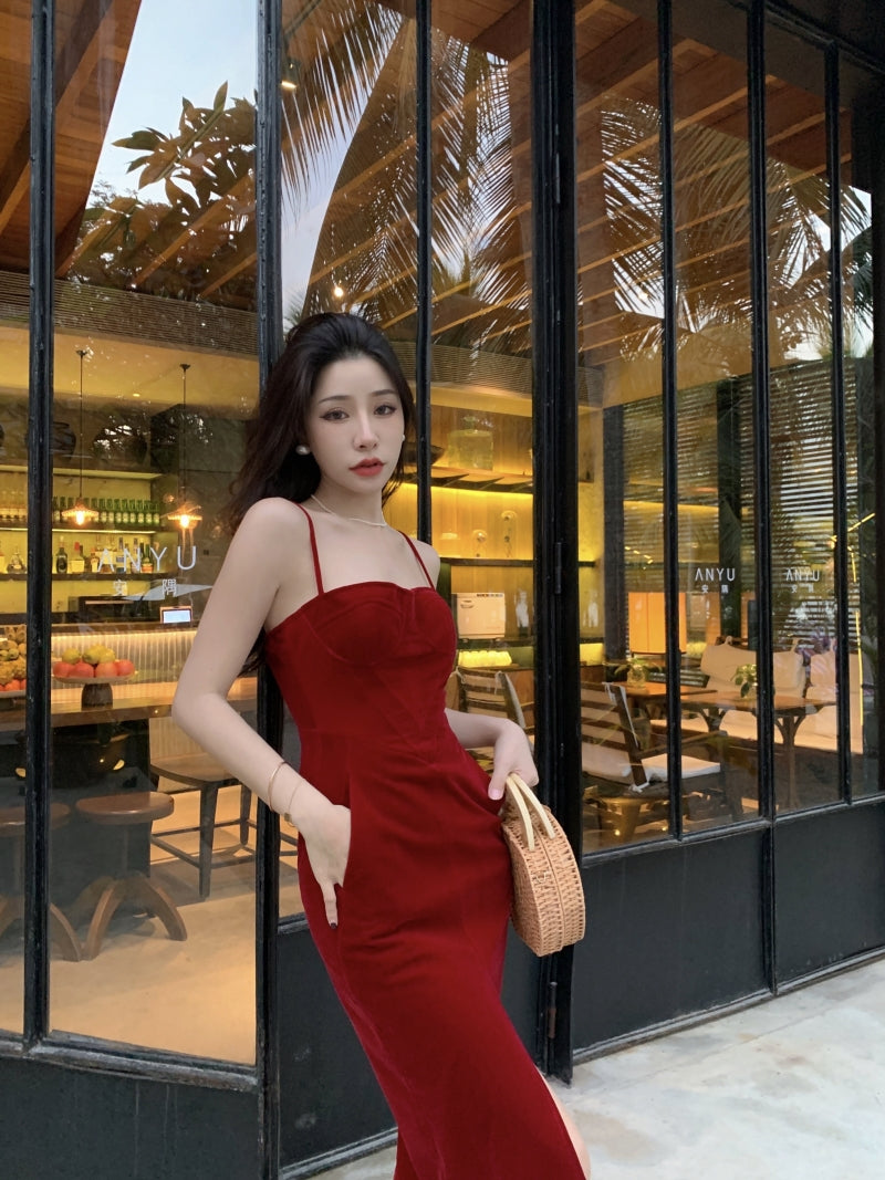 Retro red velvet suspender dress French style temperament small dress R1465