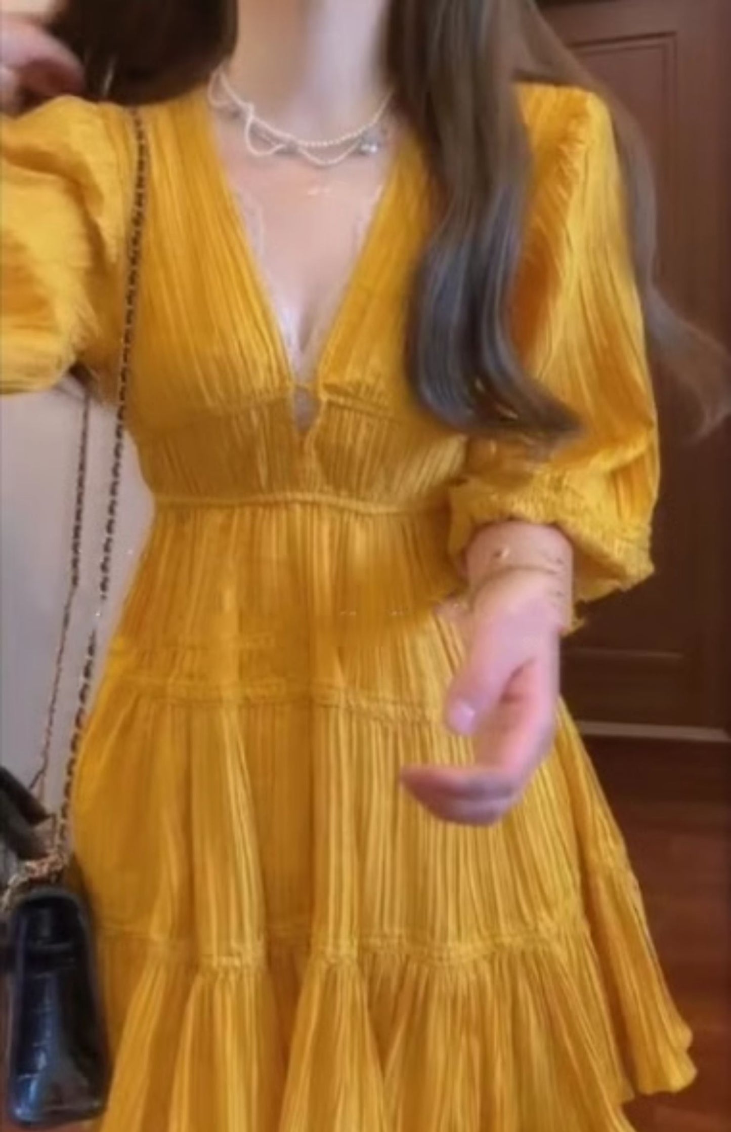 Yellow v-neck dress new style seaside holiday temperament waist a-line skirt R0678