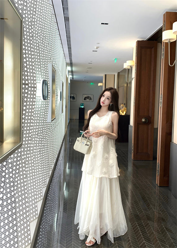 Beautiful flower vest dress gentle temperament atmosphere small skirt R0715