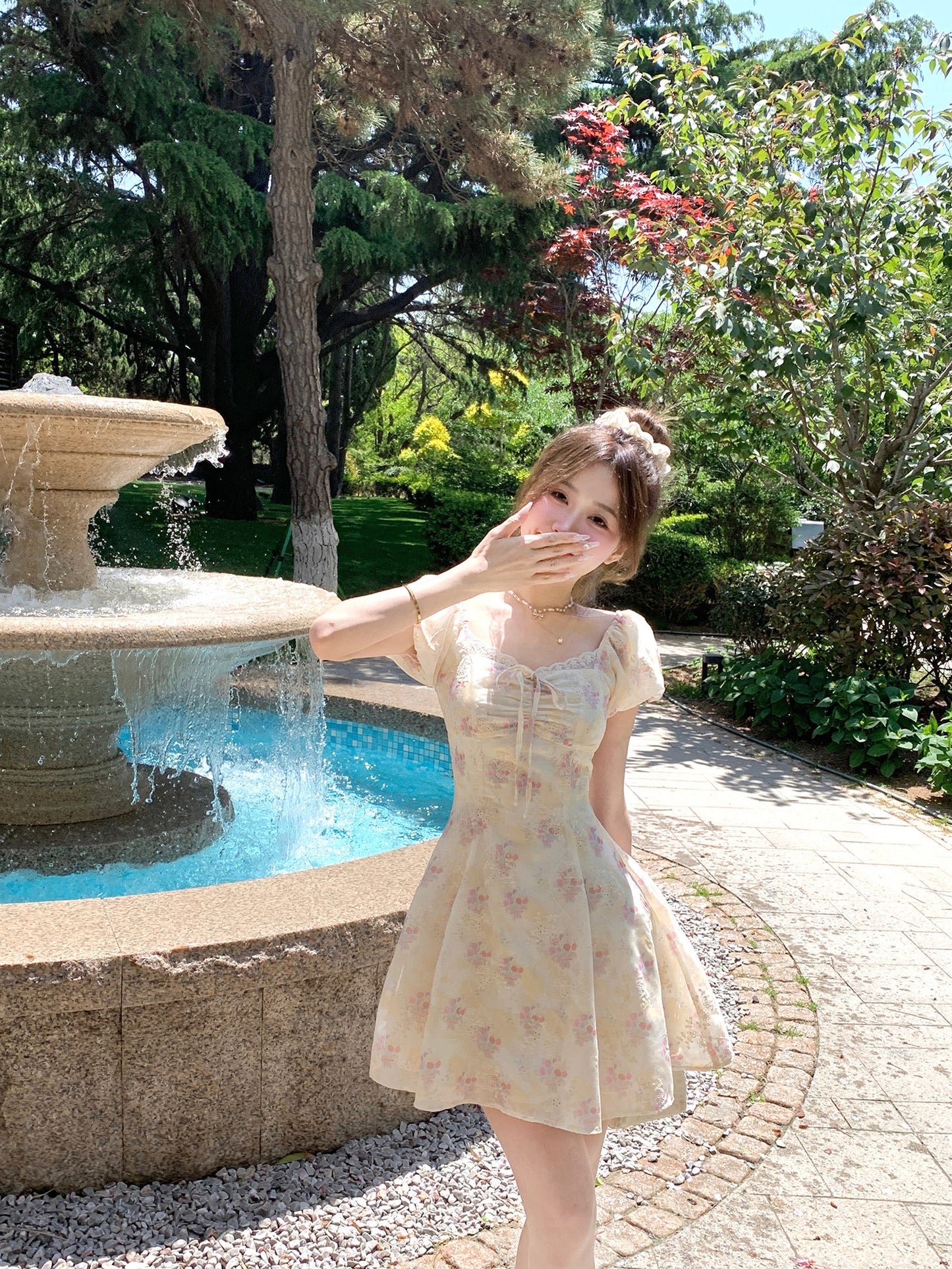 French yellow floral short-sleeved dress, beautiful summer skirt R3867