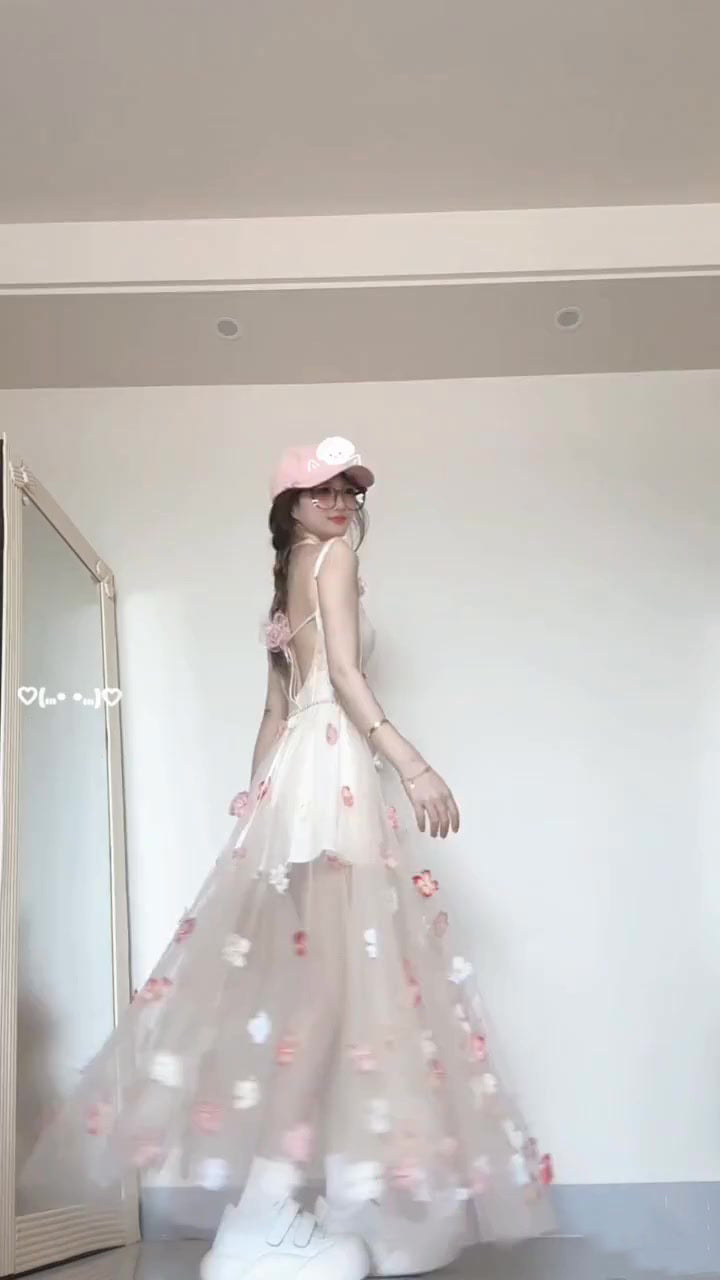 Flower suspender dress gentle temperament beautiful waist A-line long skirt R0661