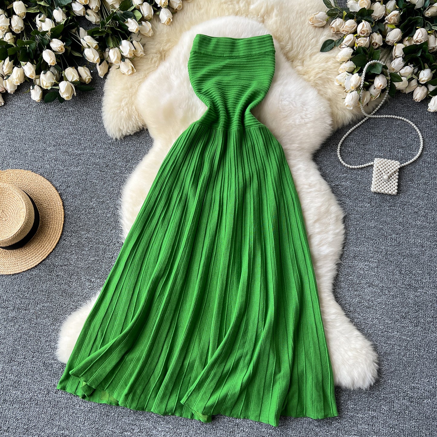 High-end holiday knitted long skirt sexy waist slimming temperament tube top dress R2272