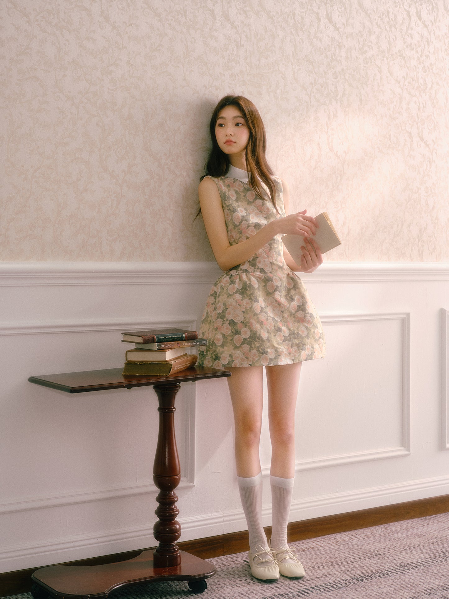 Rose Oil Painting Shirt Collar Sleeveless Dress Qianjinfeng Puffy Slim Waist Vest Dress R5134