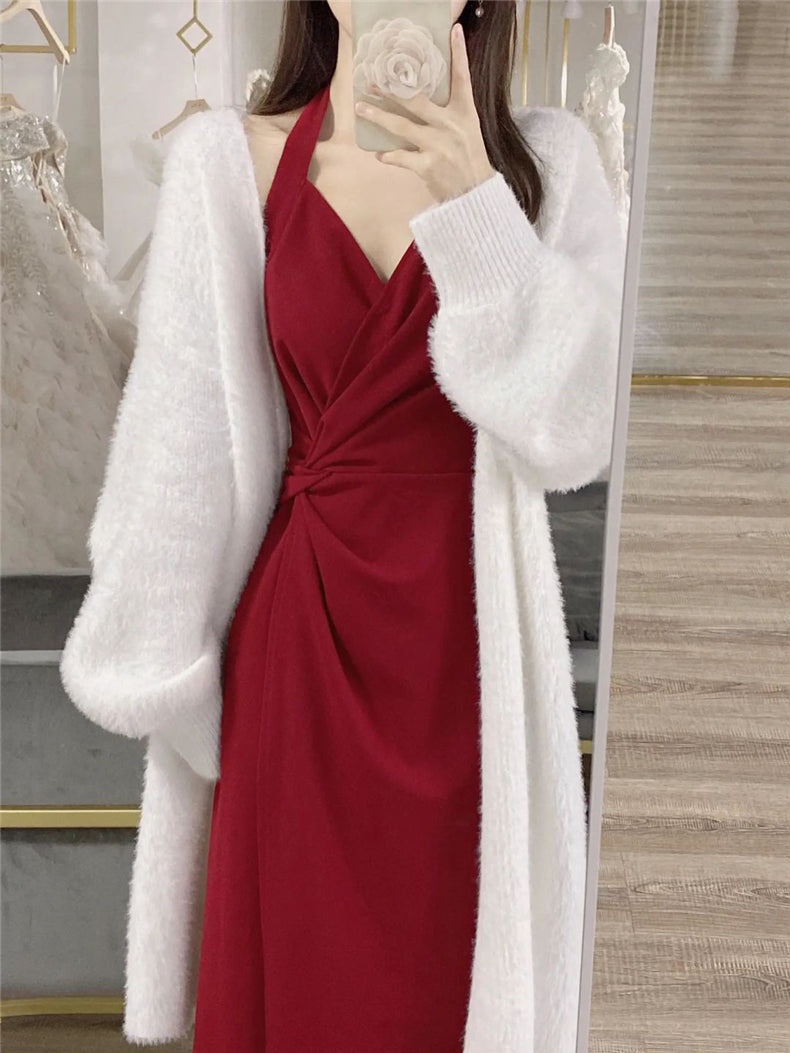 A complete set of retro red halter neck dress women's knitted sweater two-piece set R0132