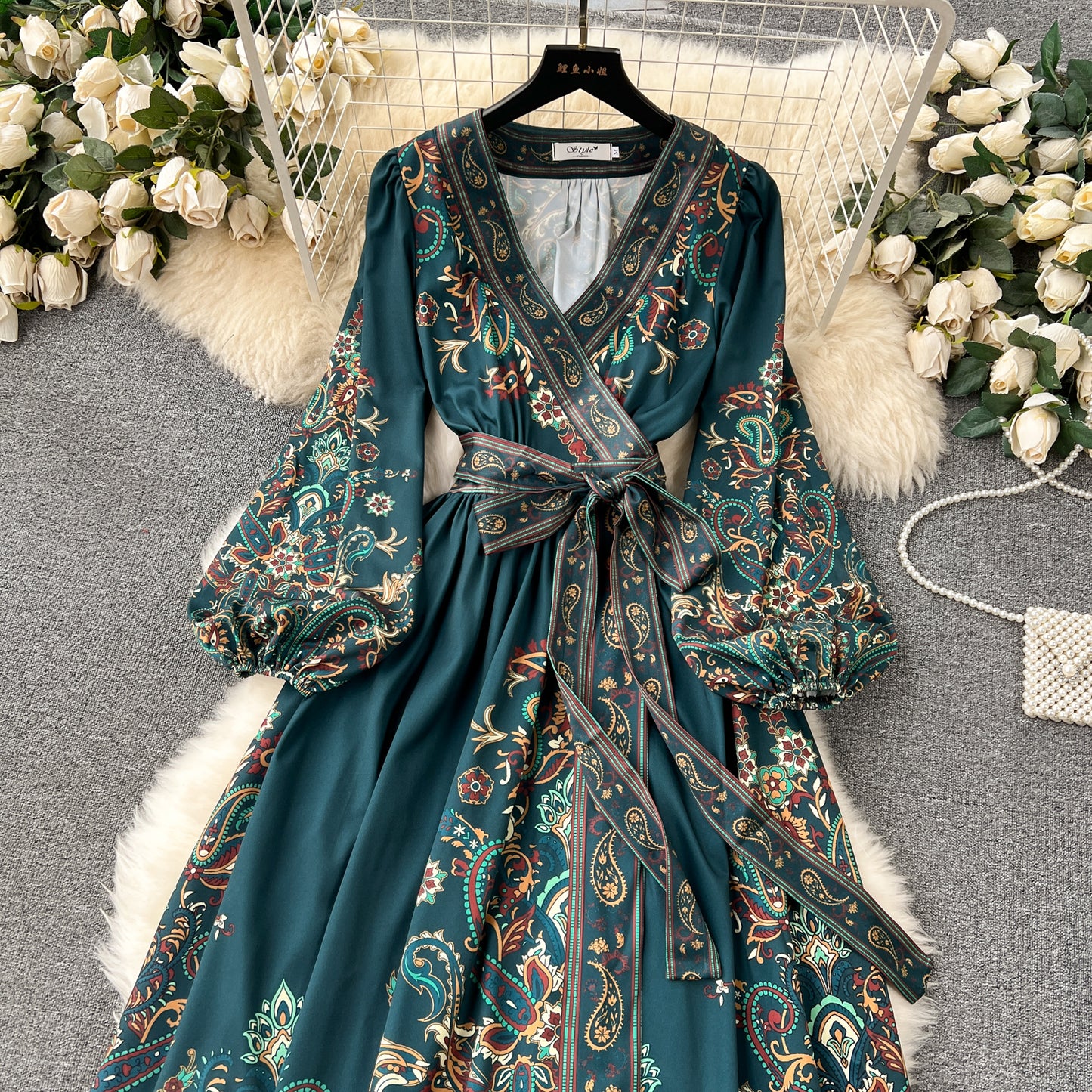 New French style high-end one-piece tie waist print dress elegant long skirt R2133