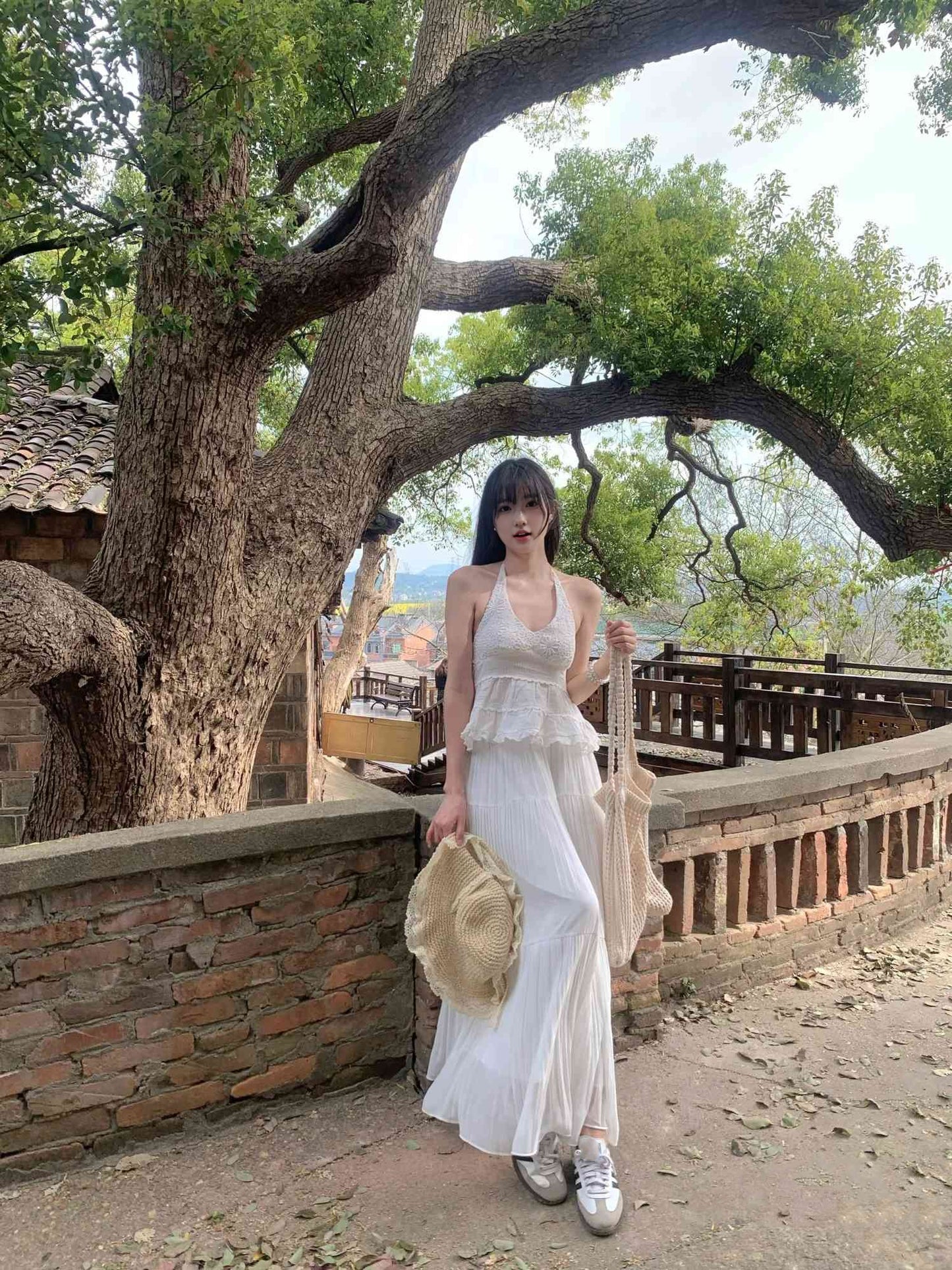 Holiday style outfit gentle temperament white halter neck top a-line skirt two-piece suit R0866