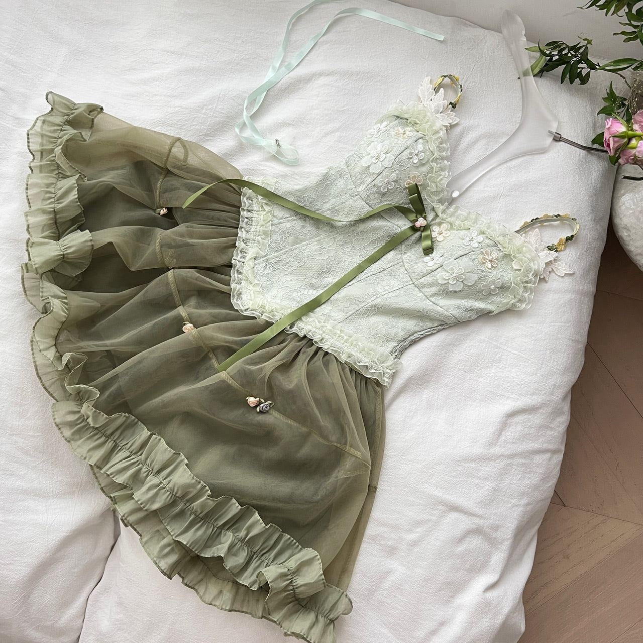 Princess Desire French Top Short Skirt Cardigan Set R2109