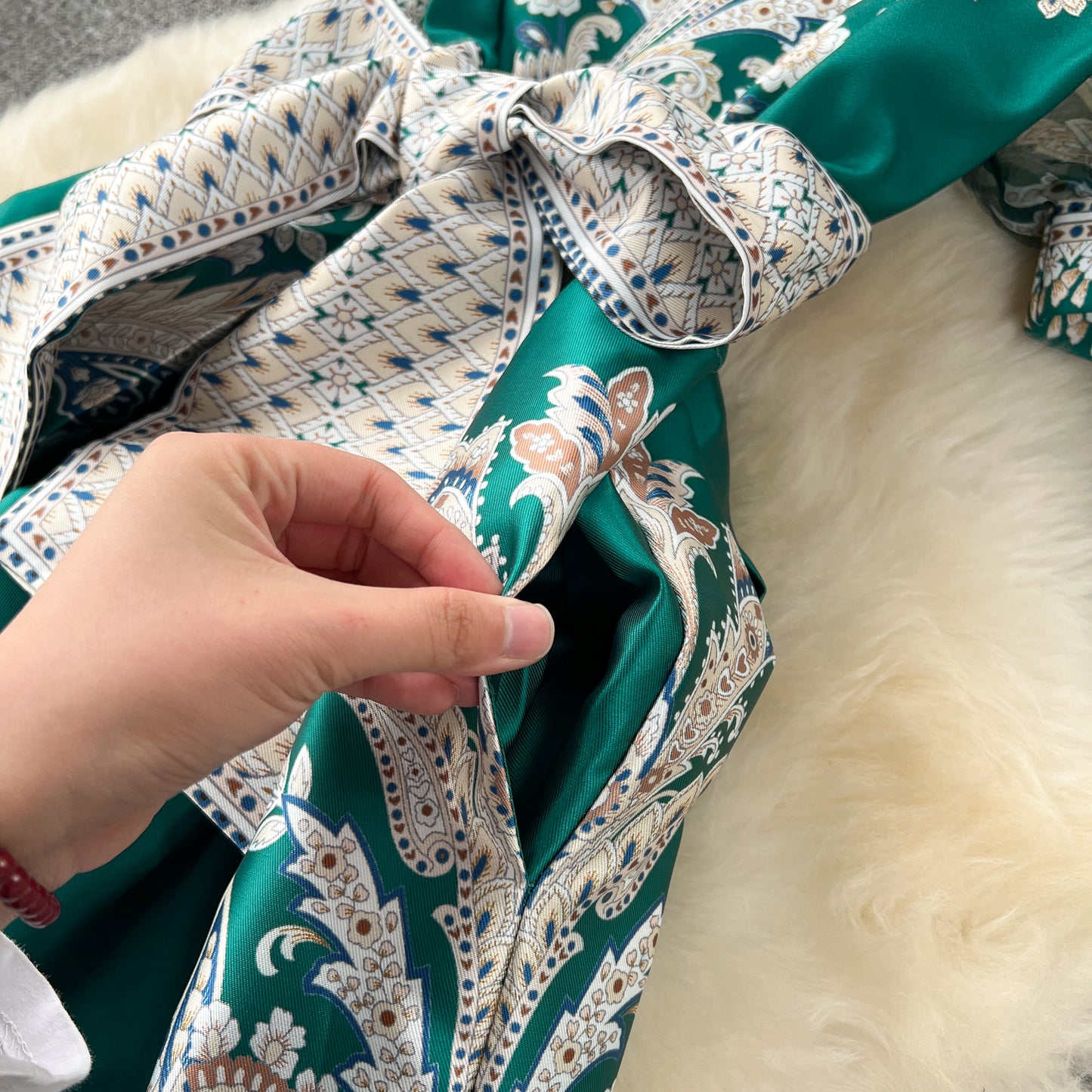 Retro palace style dress with printed straps and waisted long French puff sleeves R2312