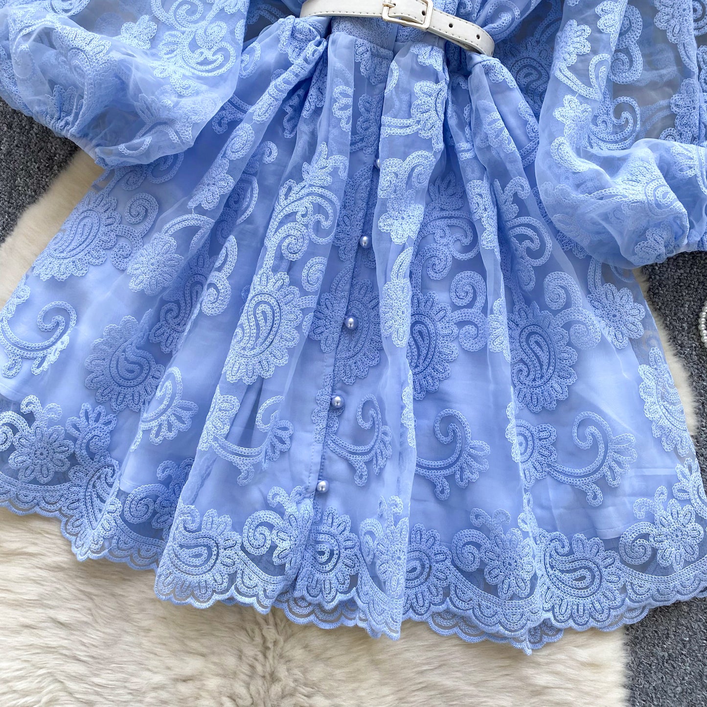 French court style V-neck lantern sleeves embroidered waist slimming A-line elegant dress R2146