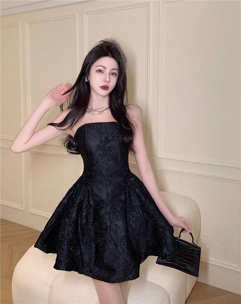 French Hepburn style high-end puffy short skirt 2025 summer new sexy tube top dress R3793