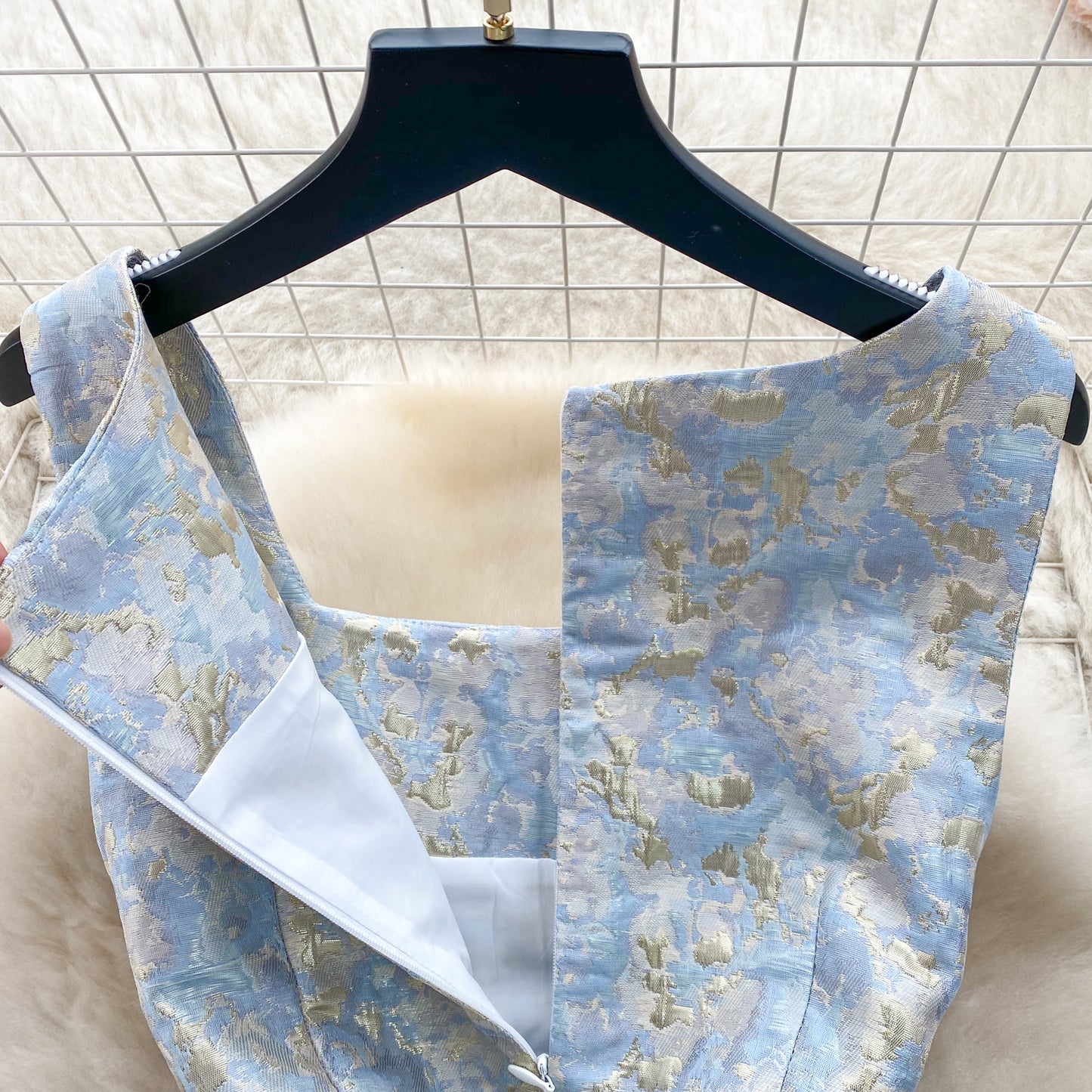 Palace style dress French square collar slim waist slimming gold stamping retro dress R2193