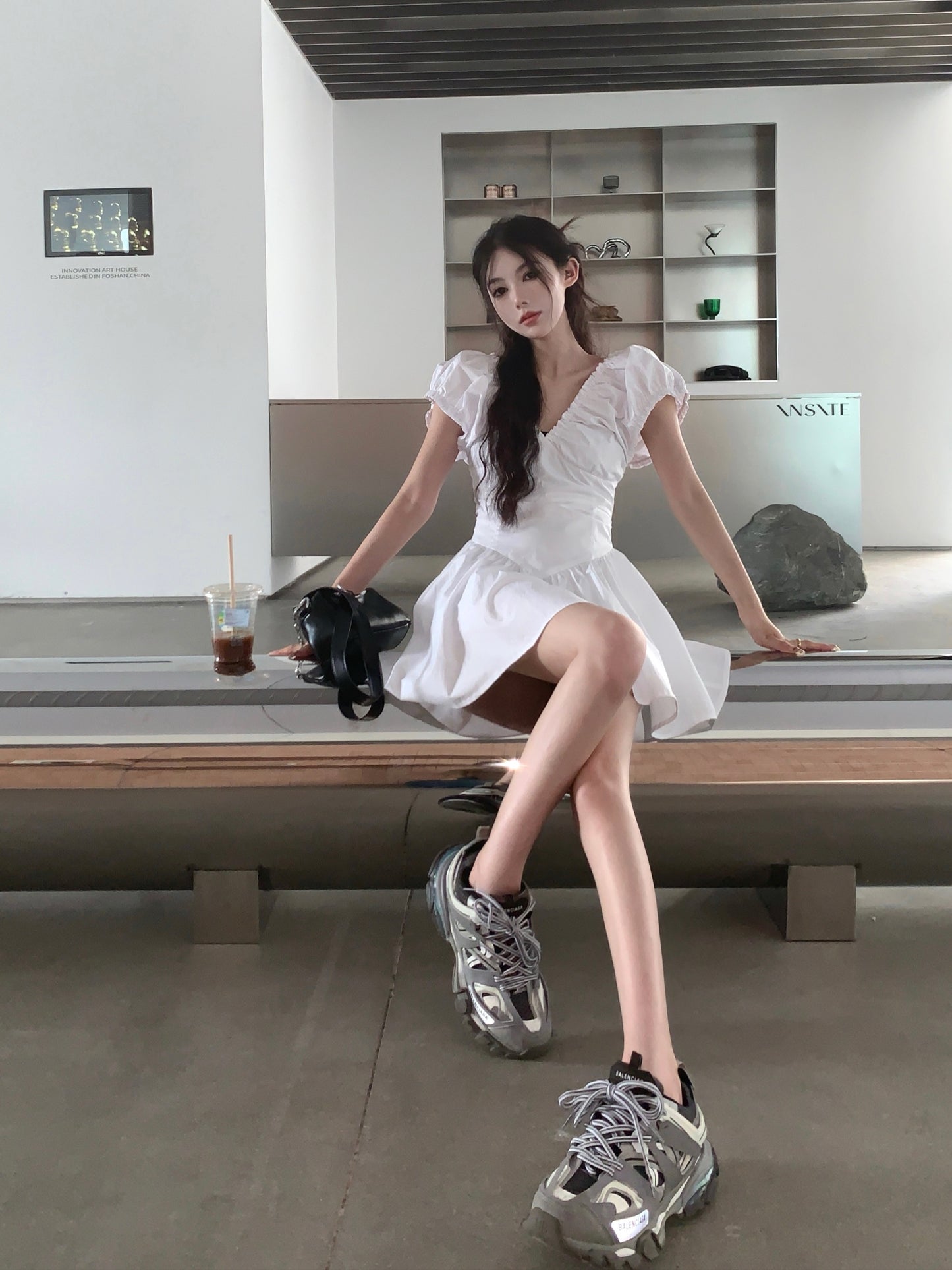 Tea break French style white pleated dress new style high-end waist slimming sweet princess dress R0153