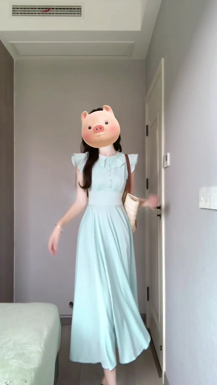 French blue small flying sleeve dress for vacation, beautiful, unique, gentle, waist-length dress R0448