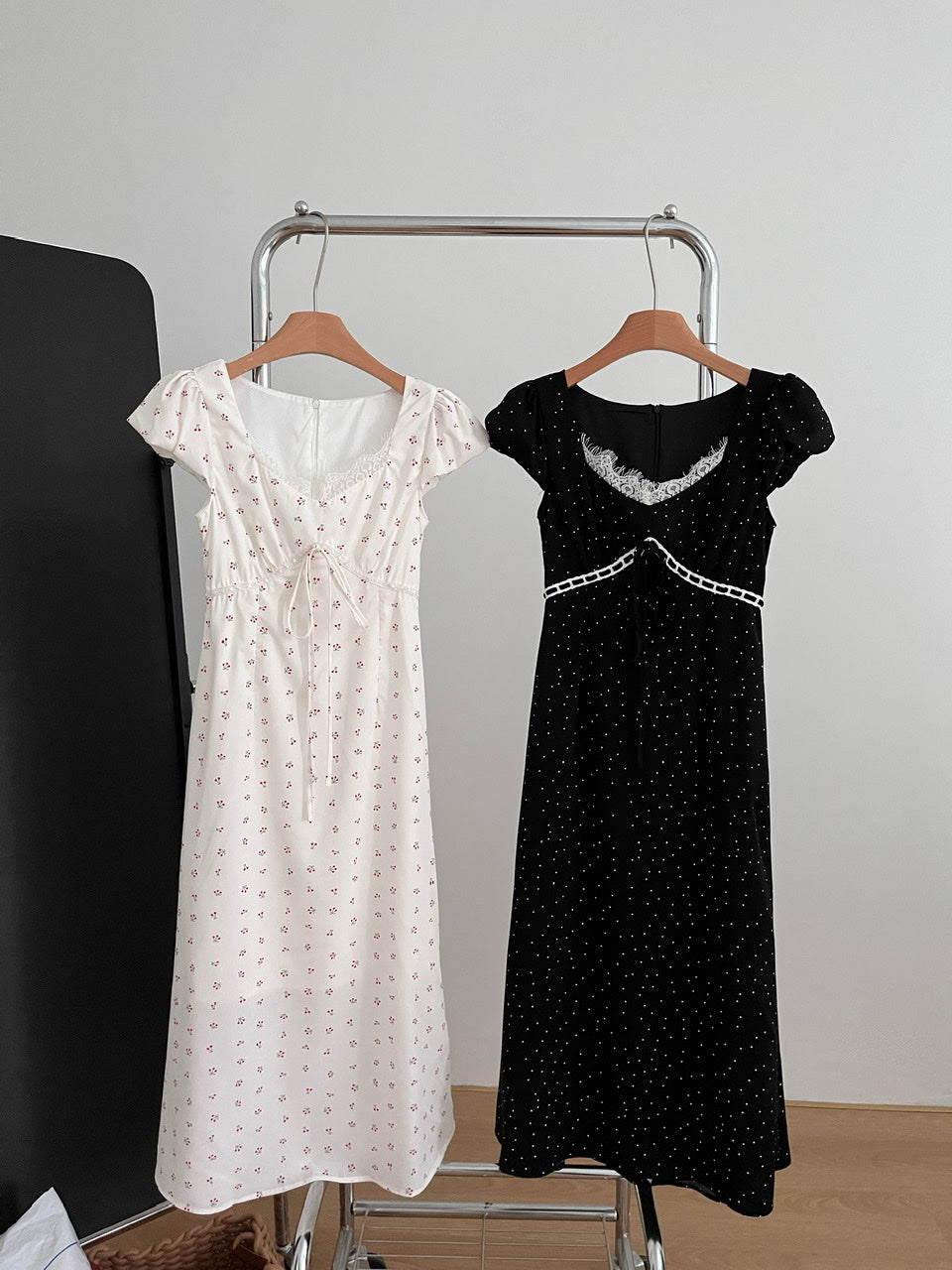 Neckline lace polka dot long skirt French style waist slimming skirt R2048