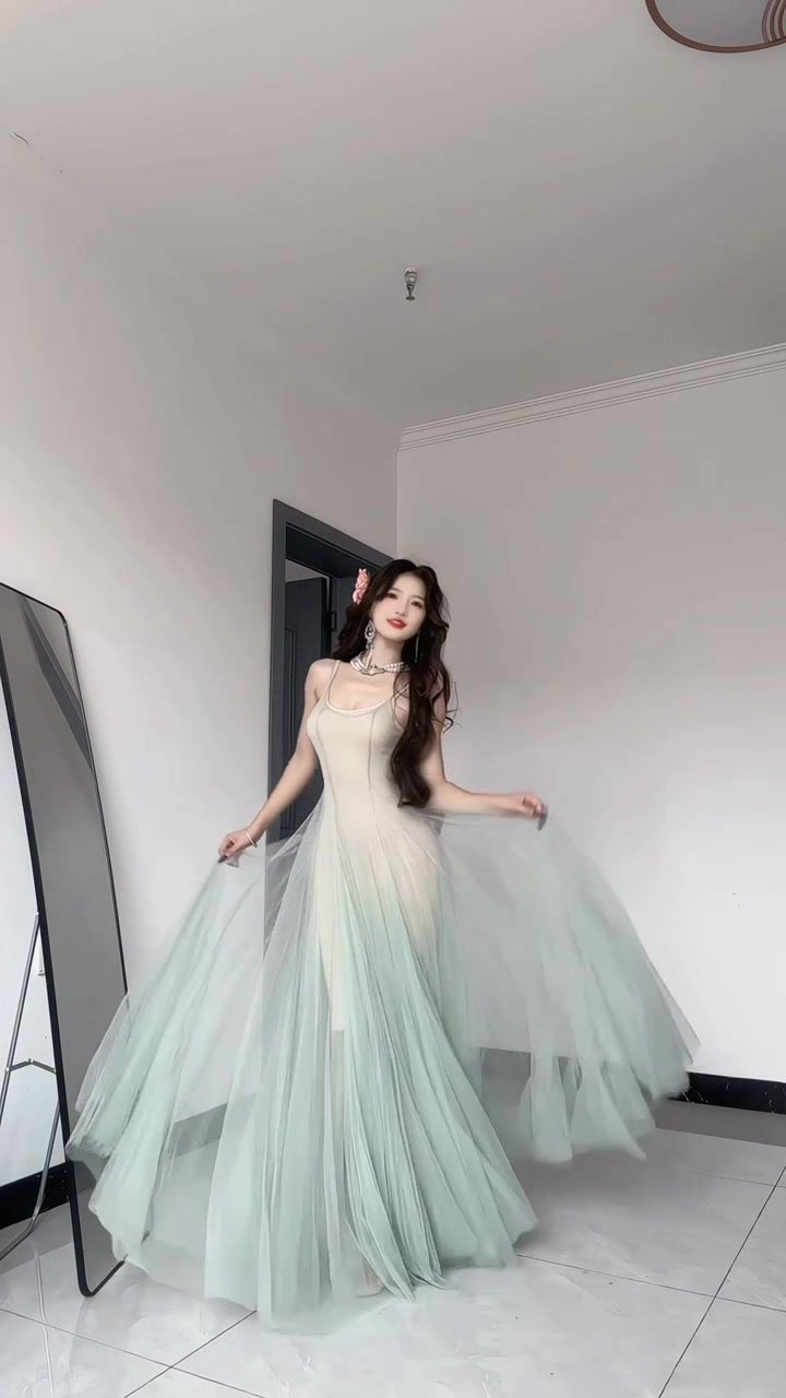 2025 new green mesh suspender dress beautiful waist temperament long skirt R0504