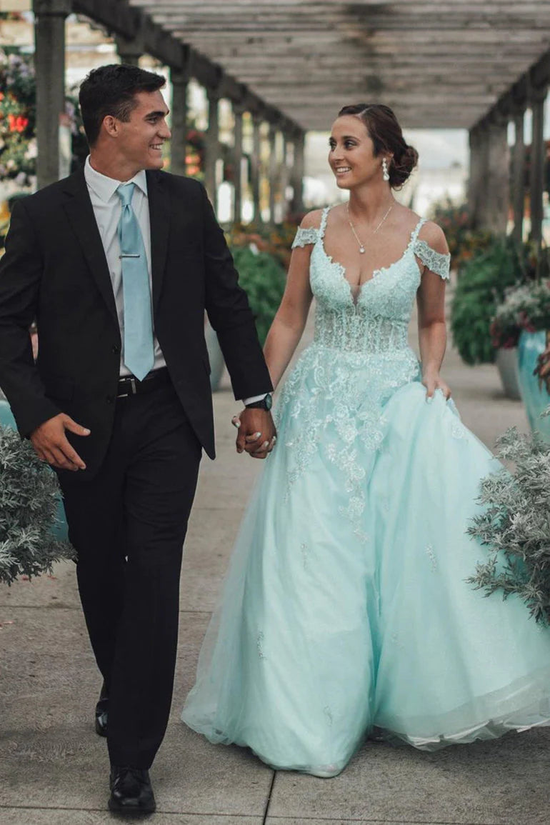 Elegant Cold Sleeve Mint Green Lace Prom Dress S3162