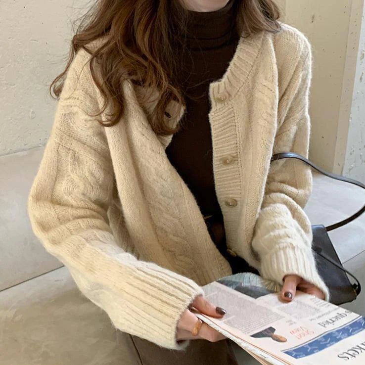 Retro Knitted Apricot Cardigan Sweater S2746