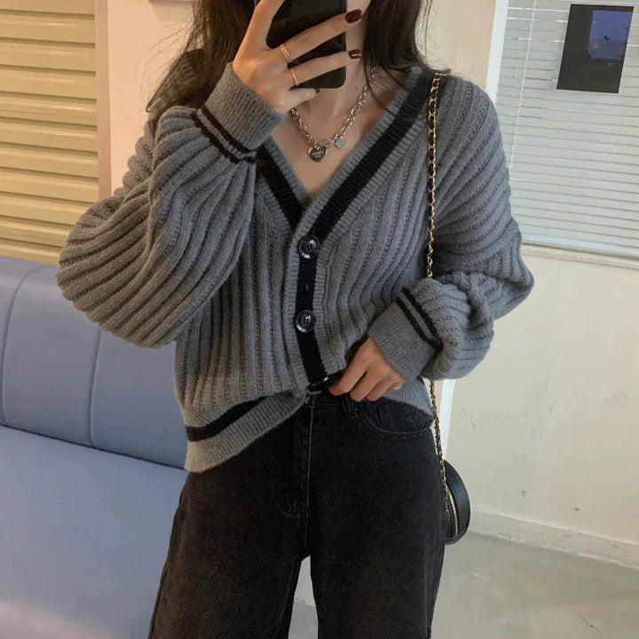 V-NECK KNITTED SLIM CARDIGAN SWEATER S2800