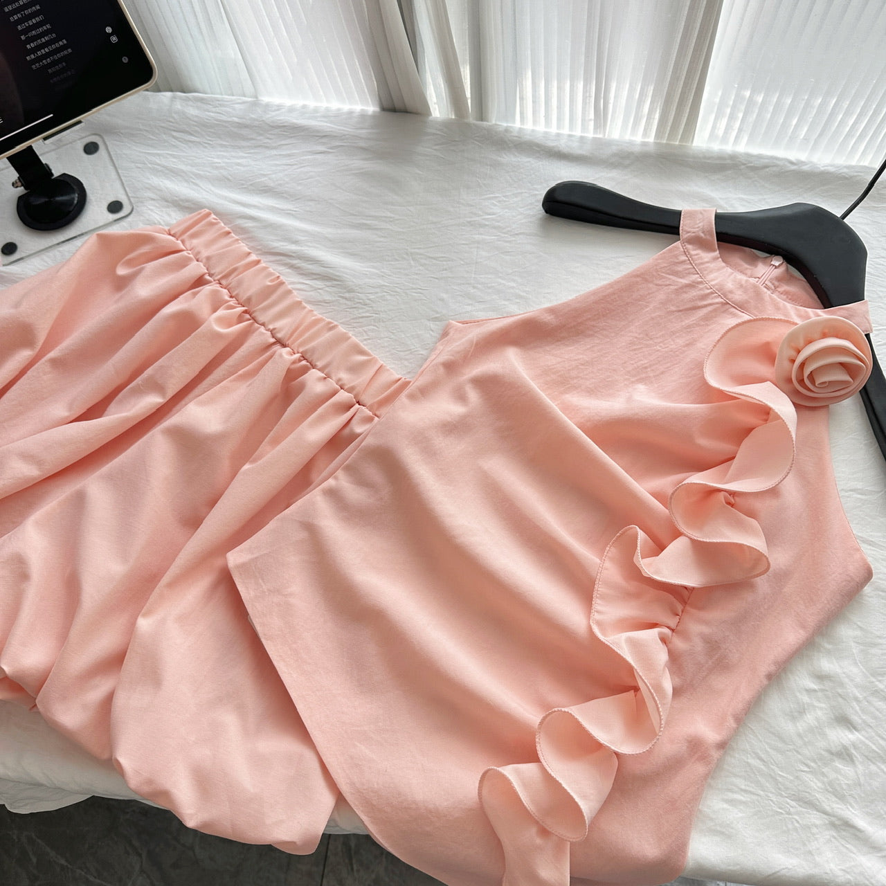 Rose niche flower pure desire halter neck top flower bud pants two-piece set R2024