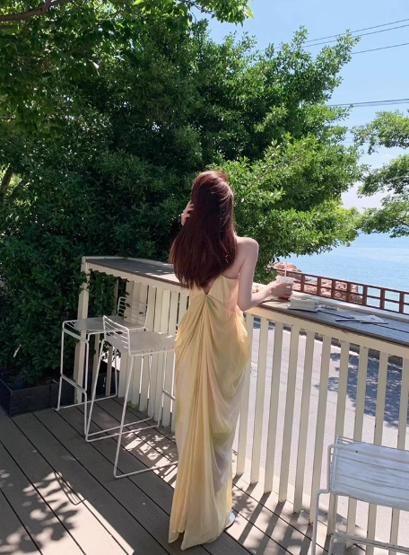French style seaside holiday long dress with drape and yellow gradient print v-neck suspender dress R0220