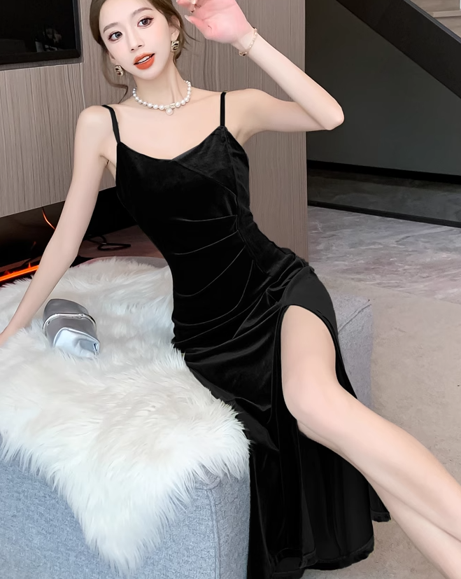 Designed pleated velvet dress for women S5064