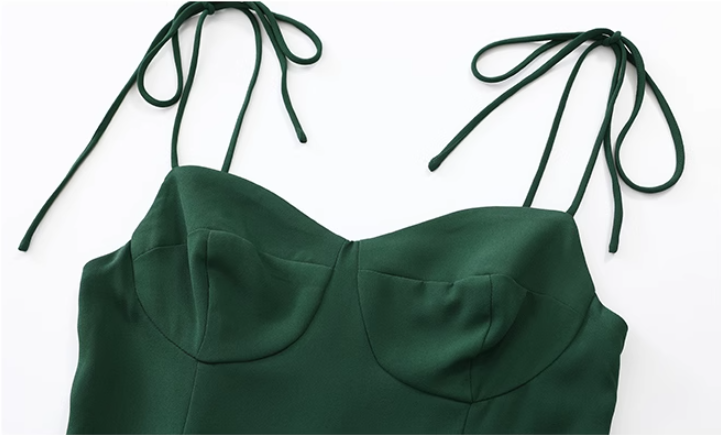 French holiday style long green 2025 new dress with side slit slings R2604