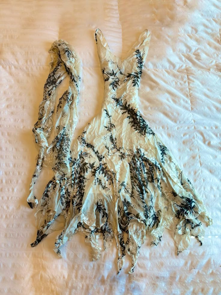 Retro style suspenders slim waist irregular skirt long skirt homecoming dress R2747