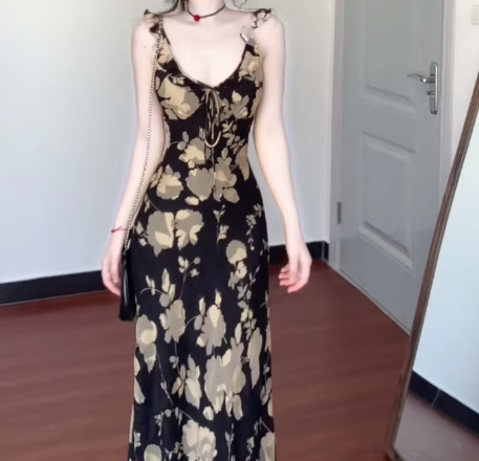 Retro floral suspender dress gentle temperament waist slim hip skirt R0649