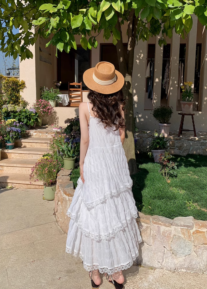 White dress seaside holiday beach dress high-end age-reducing suspender long dress R1700