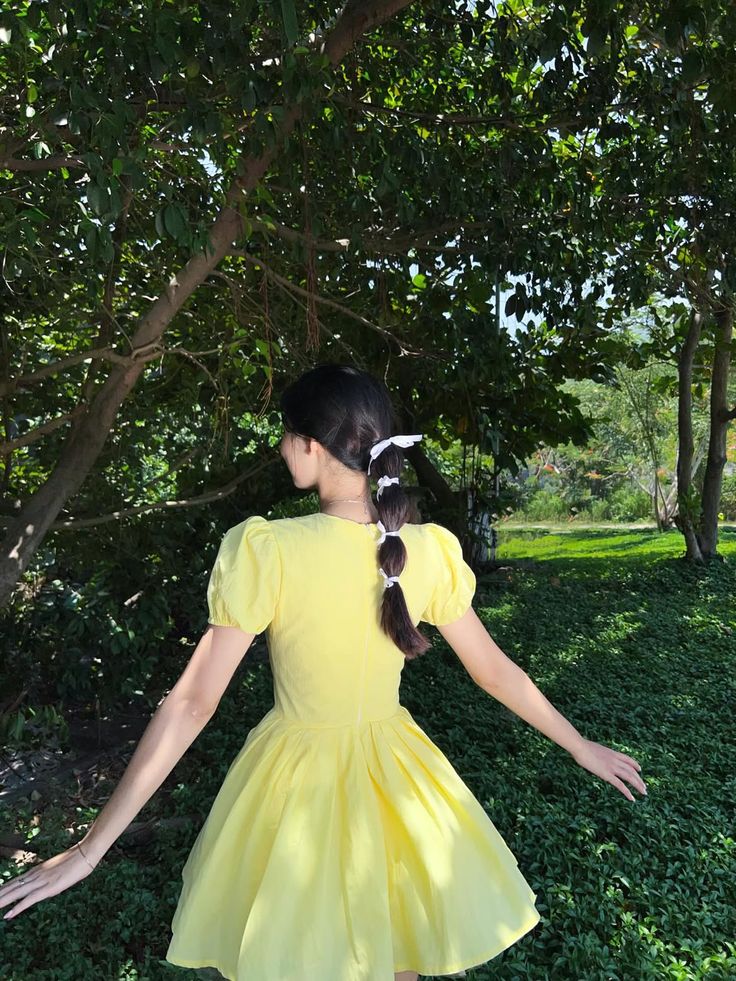 Yellow V-neck puff sleeves slim waist A-line short skirt homecoming dress R3428