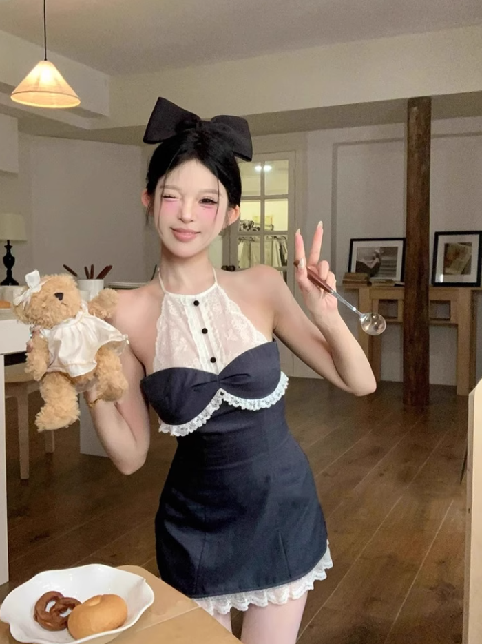 Pure desire style lace sleeveless halter neck dress 2025 backless waist a-line short skirt R1258