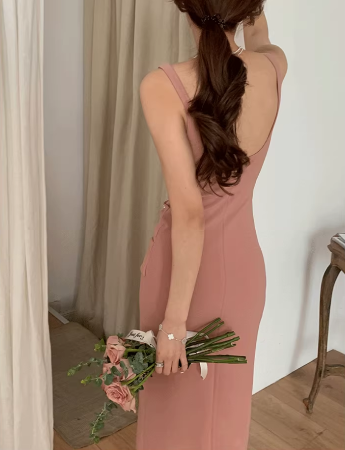 French sexy backless suspender dress slim fit high-end niche medium and long hip skirt R1449