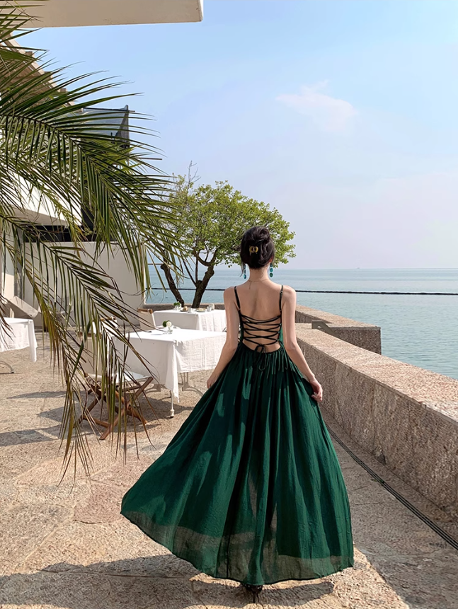 Retro temperament suspender dress beautiful waist slit long skirt R0572