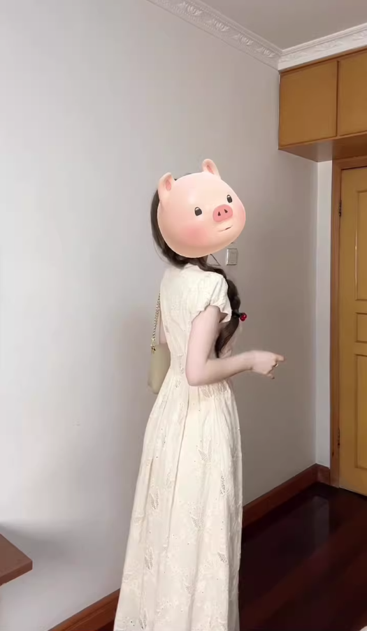 Temperament white v-neck puff sleeve dress female 2025 new beautiful waist slimming a-line long skirt R0478