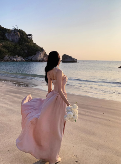 French style temperament waist suspender dress 2025 a word big swing skirt high-end dress R1546