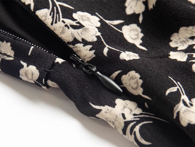 2025 Summer New French Black Floral Ruffled Medium Length Square Neck Dress R0914