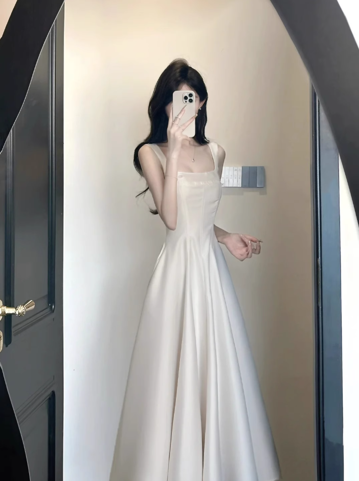 French style high-grade satin suspender dress with a unique and beautiful waist birthday dress R0469