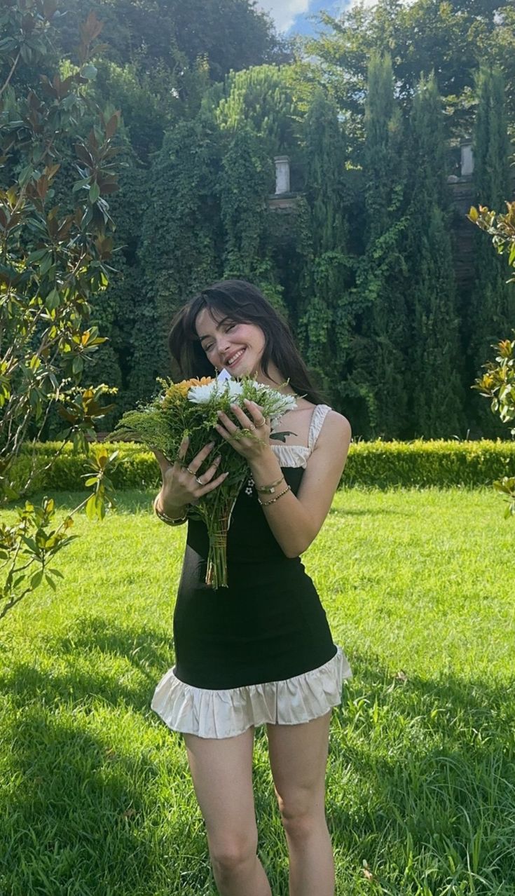 Black and white suspenders waist slimming A-line short skirt homecoming dress R3784