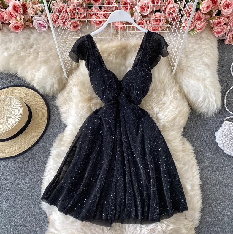 French retro Hepburn style little black dress sexy waist slim sequined low-cut V-neck A-line dress R0343