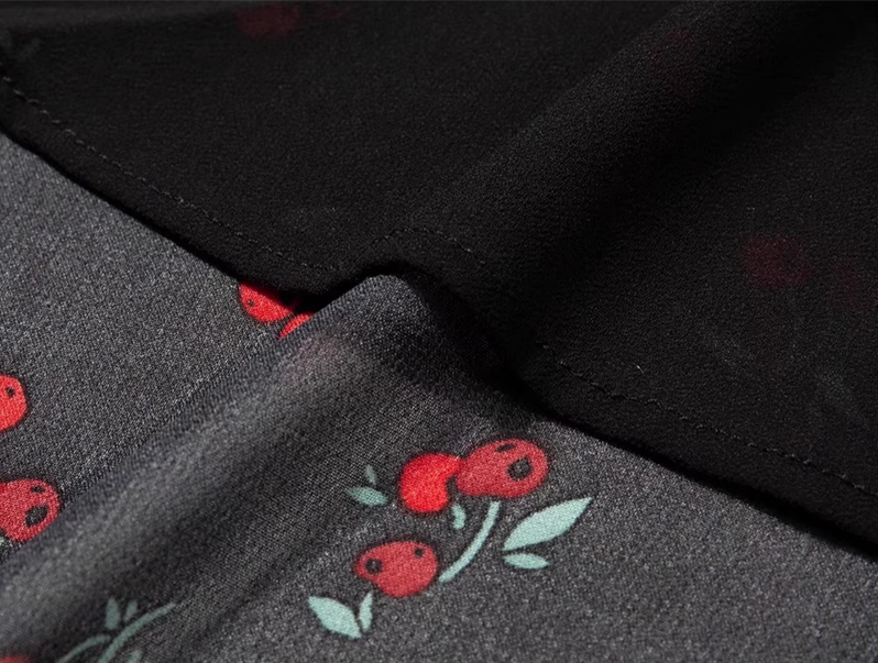 2025 Summer New French Retro Black Cherry Floral Slimming Suspender Dress R0979