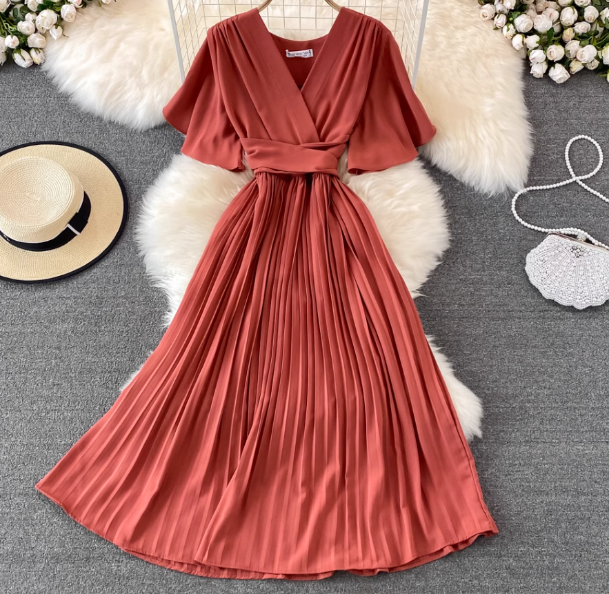 2025 new V-neck short-sleeved dress slim fit temperament waist tie big swing pleated long skirt R0345